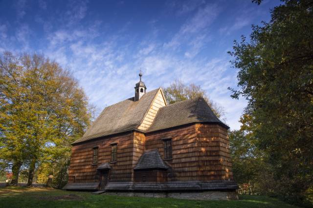 Kościół modrzewiowy pw. św. Katarzyny w Bachórcu