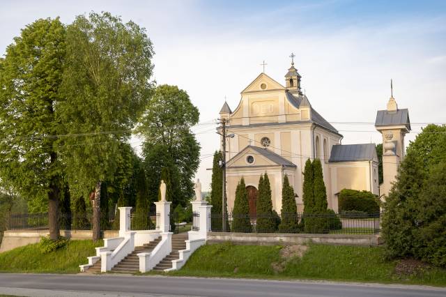 Kościół pw. św. Katarzyny w Manasterzu