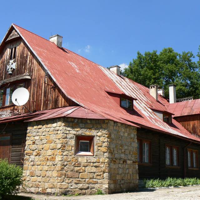 Budynek strażnicy w Ruszelczycach, Autor: Robert Kaszycki