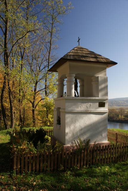 Przydrożna kapliczka w Babicach