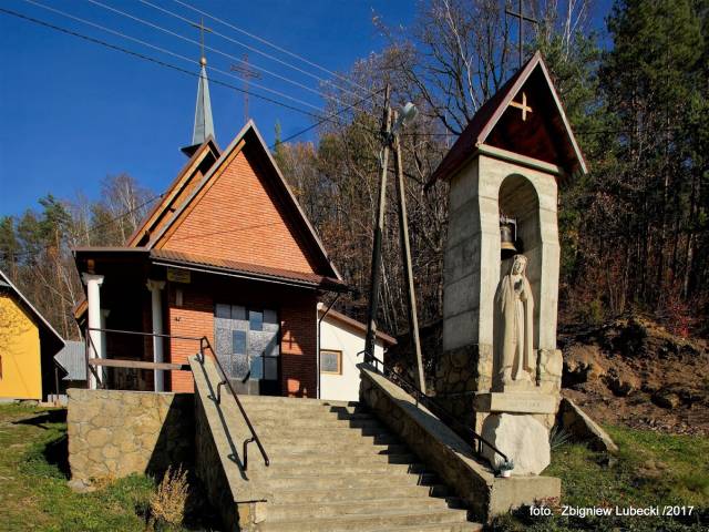 Kaplica pw. Miłosierdzia Bożego w Łubnie