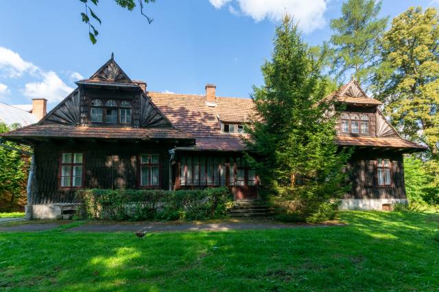 Drewniana plebania w Dydni