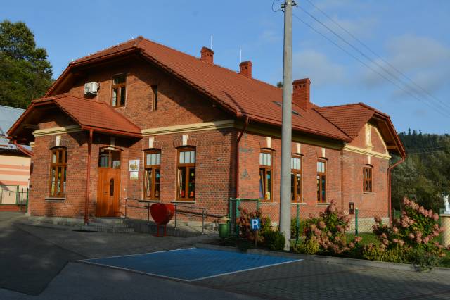 Ochronka Sióstr Służebniczek w Dydni