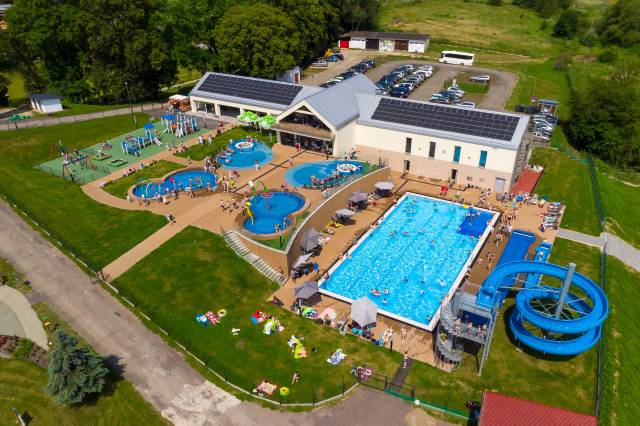 Dworska Przystań - kompleks rekreacyjno-wypoczynkowy w Hadlach Szklarskich