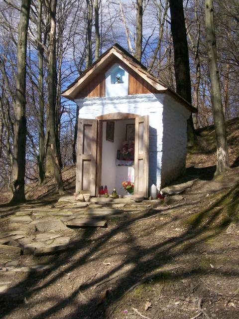 Przydrożna kapliczka w Uluczu