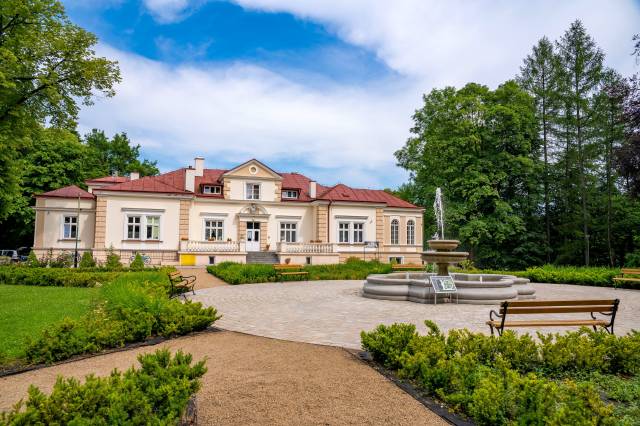 Zespół pałacowo-parkowy w Hadlach Szklarskich