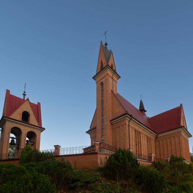 Kościół pw. Matki Bożej Szkaplerznej w Drohobyczce, Autor: https://drohobyczka.przemyska.pl/site/assets/files/1181/dsc1672.jpg