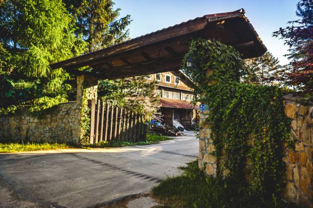 Gospodarstwo Agroturystyczne „Boska Dolina” w Dylągówce