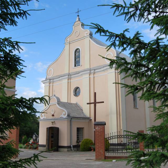 Kościół pw. św. Stanisława Biskupa i Męczennika w Nozdrzcu,  Autor: Jolanta Socha