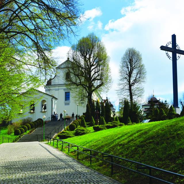 Kościół pw. Narodzenia Najświętszej Maryi Panny w Hyżnem, Autor: Jerzy Fil