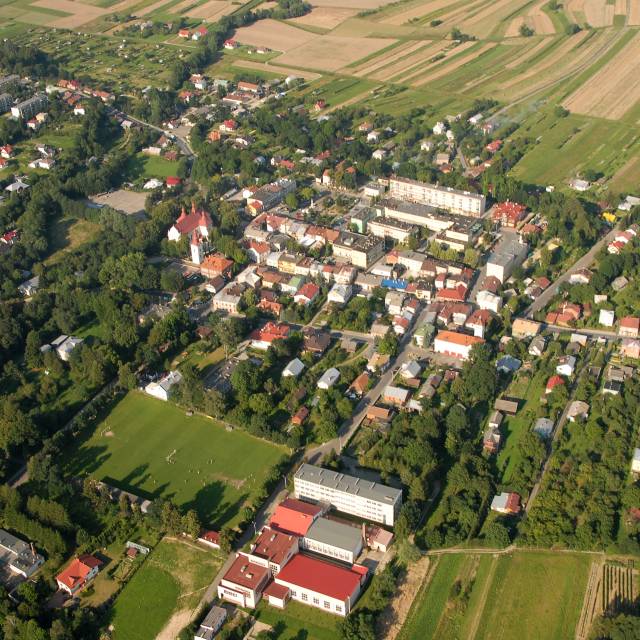 Położenie miasta Dynów - widok z lotu ptaka,  Autor: Stanisław Cyparski