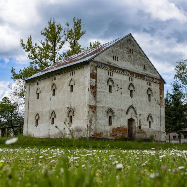 Spichlerz wchodzący w skład zespołu dworskiego na Wybrzeżu Autor: Daniel Gąsecki